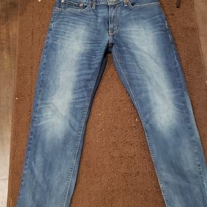 Denizen Levi's jeans